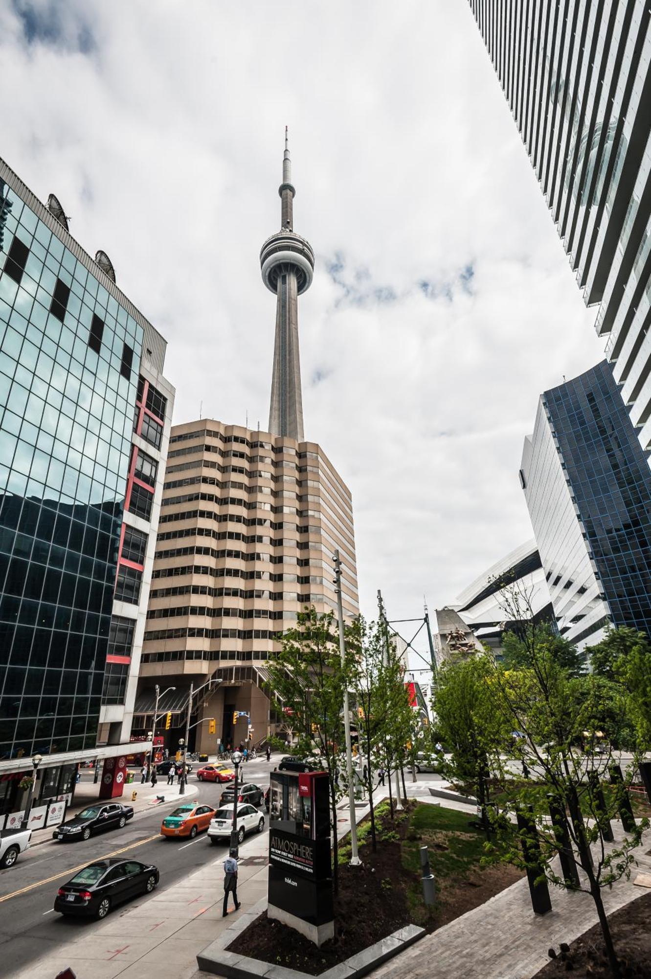 Skyline Suites - Walk To Mtcc, Acc, Rogers Centre & Entertainment District Toronto Eksteriør billede